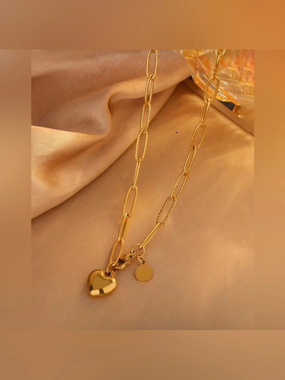 N/A material gold
